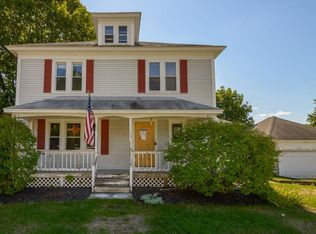 14 Preston St, Lowell, MA 01851