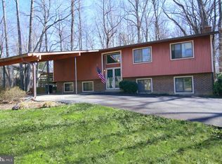 3221 Barbara Ln, Fairfax, VA 22031