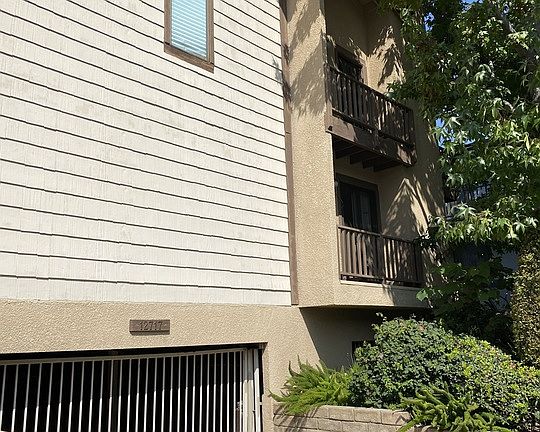 2nd image of 12717 Mitchell Ave APT 6