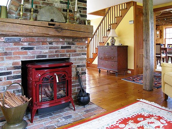 Haven's Decorative Propane Fireplace Stove