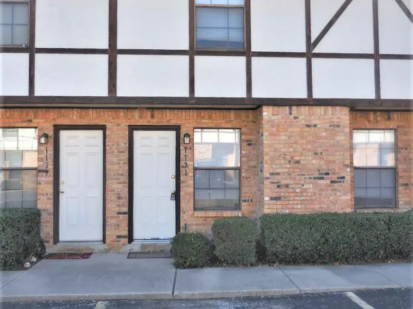 1131 Dallas Dr, Denton, TX 76205