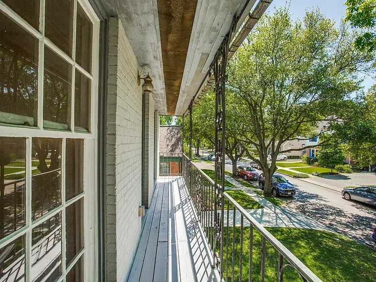 2250 W Main St — Photo 26