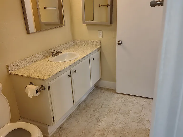 6742 Western Ave #4 — Photo 5