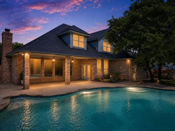 1412 Hunters Creek Rd, Edmond, OK 73003