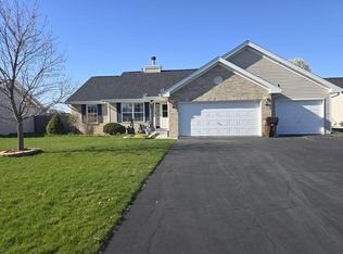 5853 Dusty Ln, South Beloit, IL