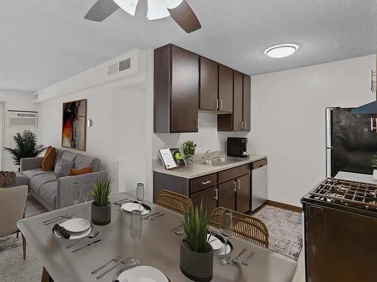 Parkridge Way Apartments — Photo 9