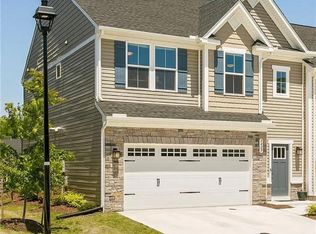 3429 Foxglove Dr, Toano, VA 23168