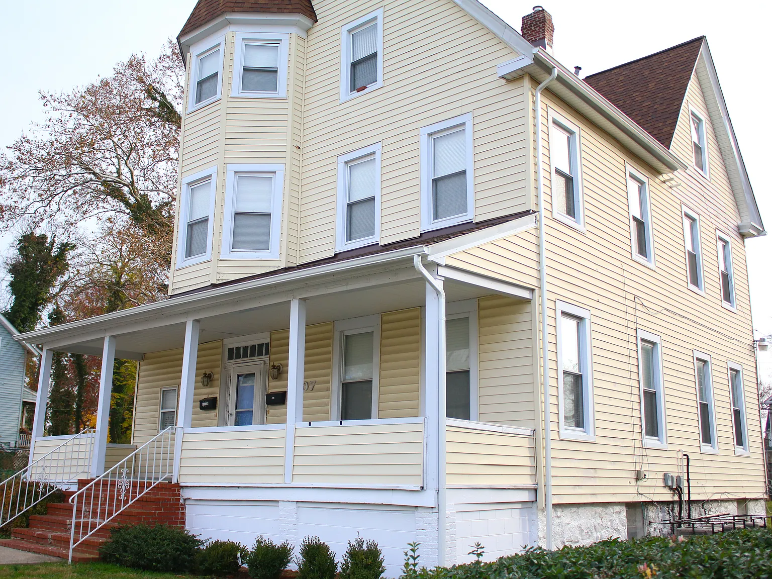 2 bed, $1,250 — Photo 2