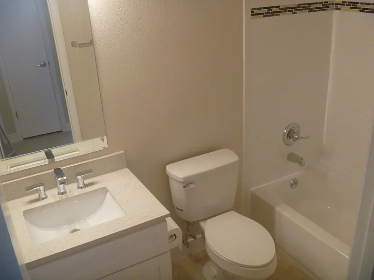 3637 Sutterwoods Way — Photo 15