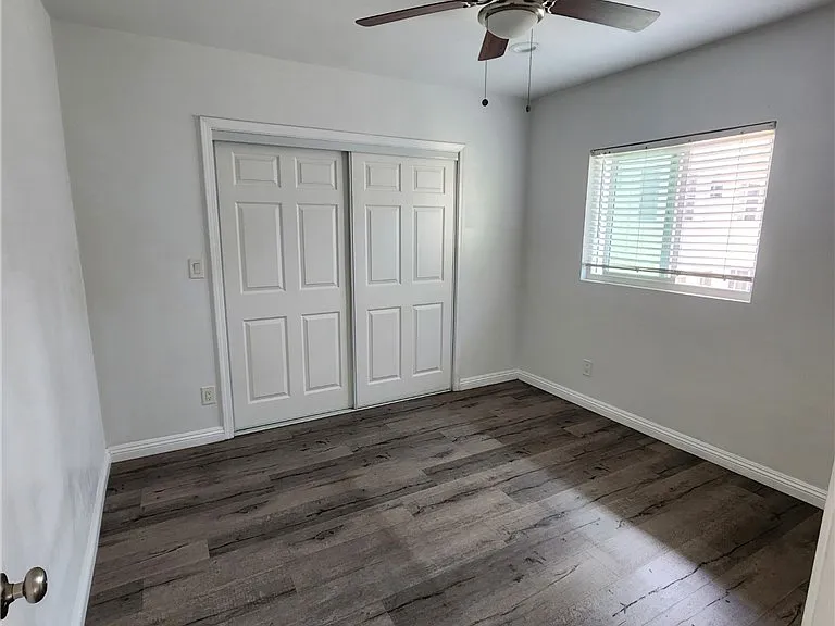 1524 S Van Ness Ave #3 — Photo 6