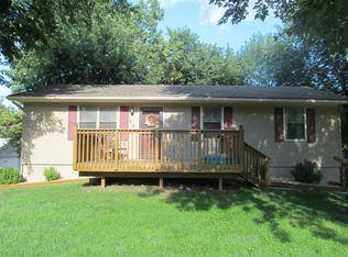 609 S Beech St, Savannah, MO 64485