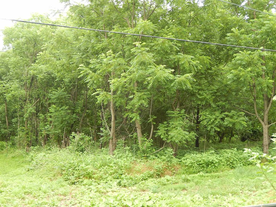 1st image of 898 Sandy Bottom Rd
