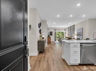 29211 Radford Ct, Monroe Township, NJ 08831