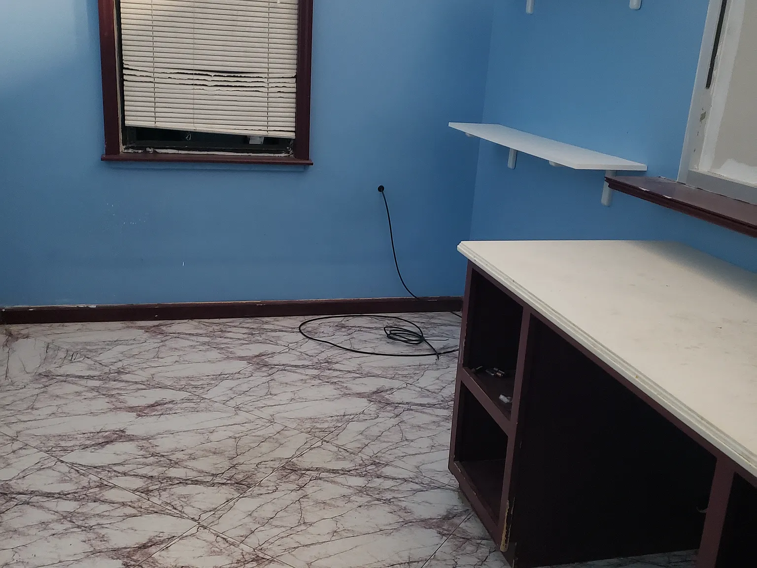 1 bed, 4000 sqft, $800 — Photo 2