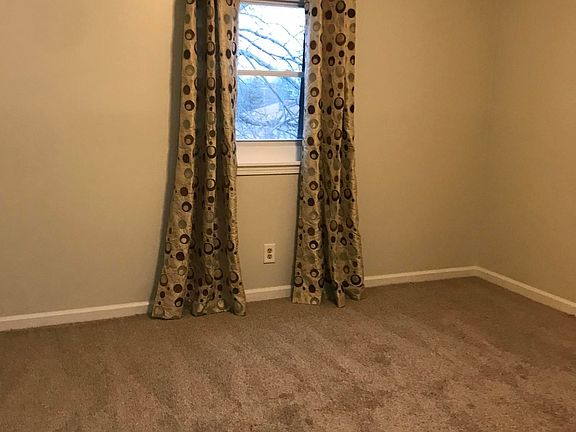 5th image of 3505 Lodge Ln APT 311