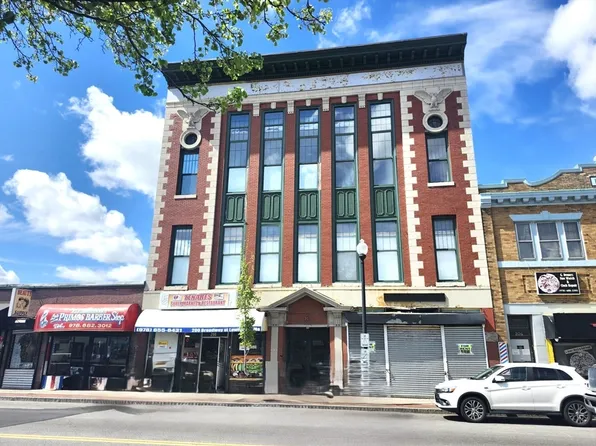 202 Broadway #2-1, Lawrence, MA 01840