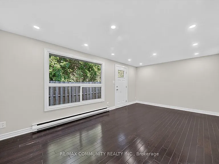 850 Huntingwood Dr #15 — Photo 10