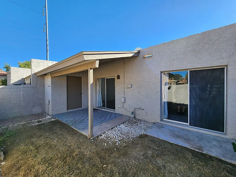 1168 E Cochise Dr — Photo 18
