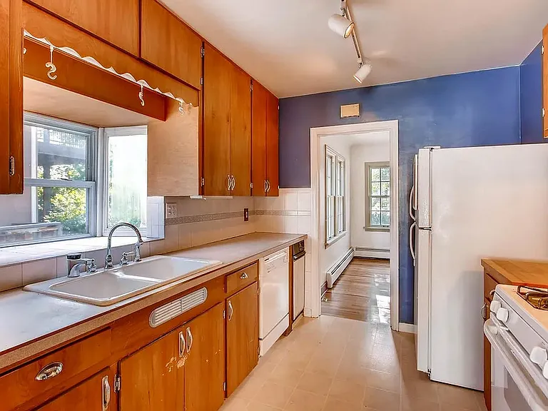 3130 Benton St — Photo 13