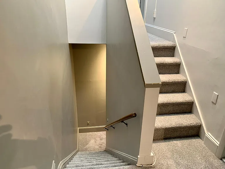 1928 Wallace St #3 — Photo 9