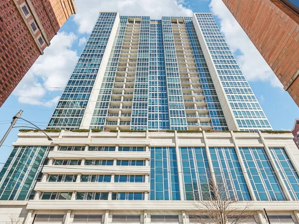 1629 S Prairie Ave Unit 1402, Chicago, IL 60616