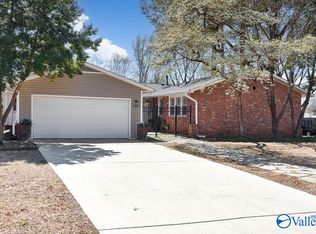 203 Southcrest Dr SW, Huntsville, AL 35802