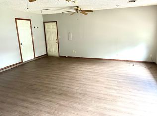 615 Queens Rd, Muskogee, OK 74403