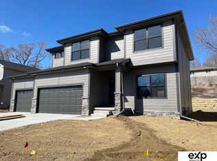 2416 N 188th Ter, Elkhorn, NE 68022