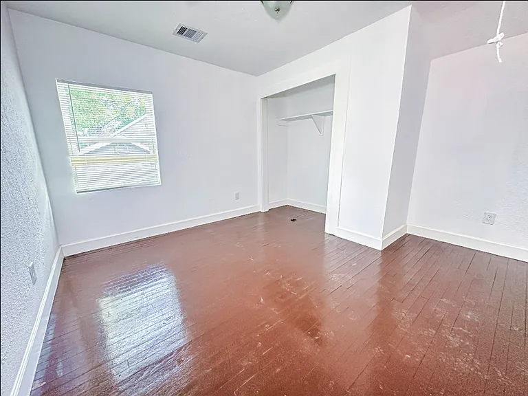 2555 Pierce St — Photo 46