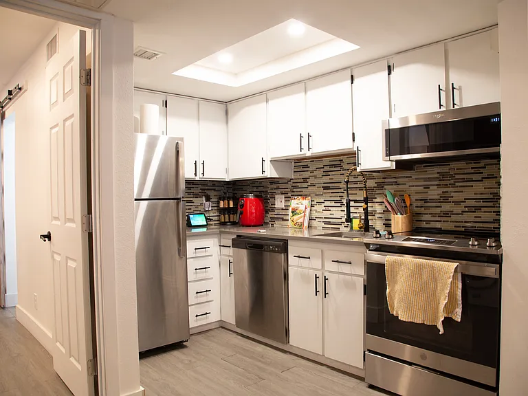 700 W University Dr #232 — Photo 7