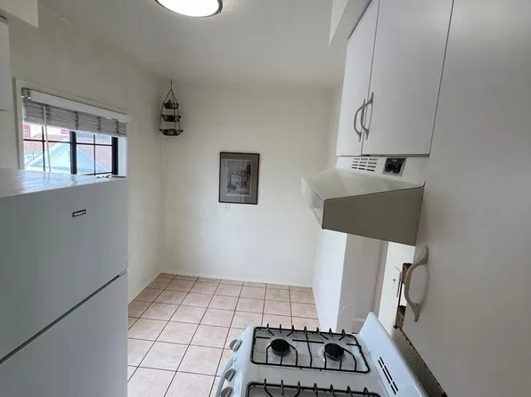 2515 1/2 Congress St #B, San Diego, CA 92110