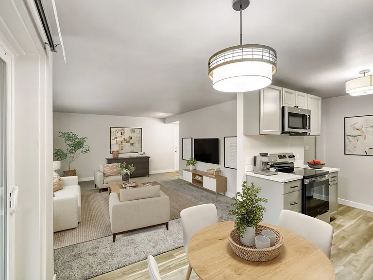 Beautifully Renovated 1 & 2 Bedroom Apartments in Lynnwood! — Photo 55