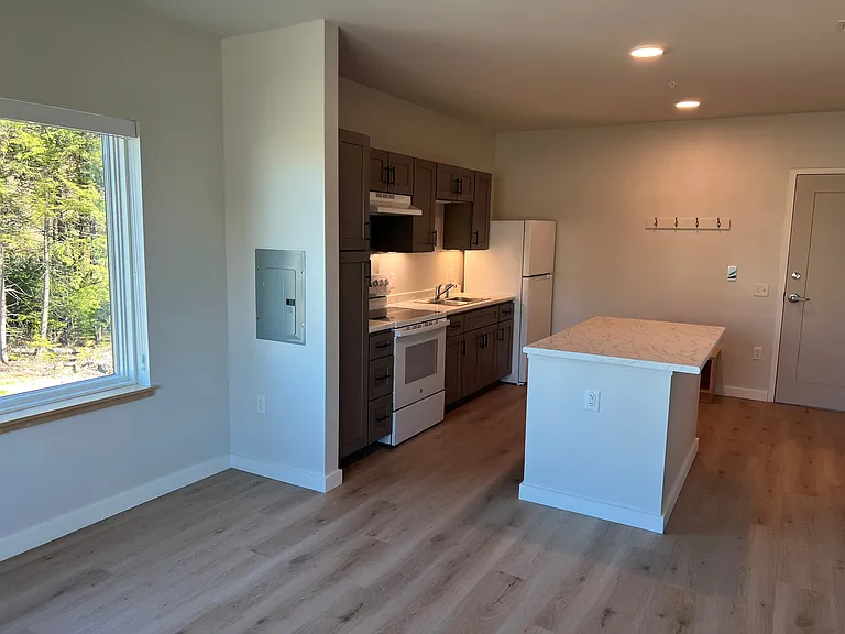 Fox Run Apartments — Photo 21