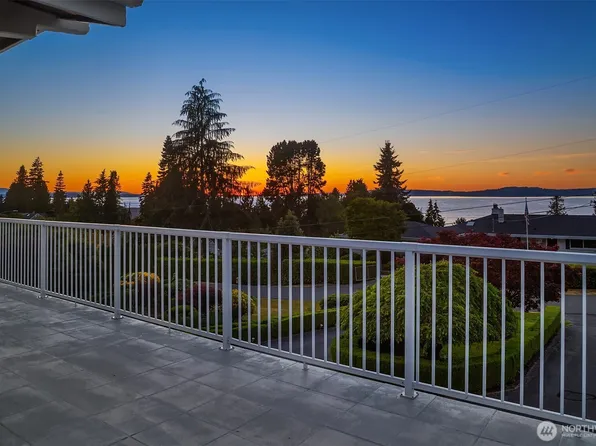 8308 Frederick Place, Edmonds, WA 98026