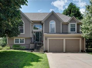 20735 W 118th Ter, Olathe, KS 66061