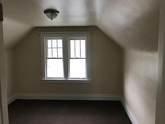 5th image of 1328 La Salle Ave