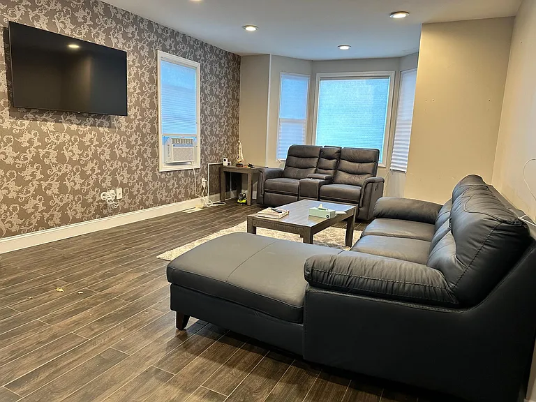 509 Branch Ave #1 — Photo 9