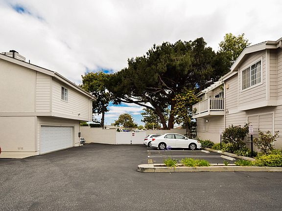 3rd image of 2003 Artesia Blvd Unit 114