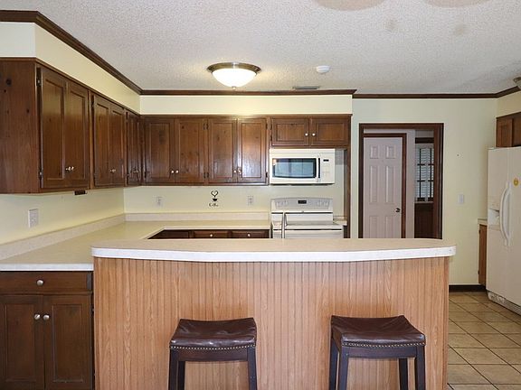 5th image of 510 Sunnymeade Dr