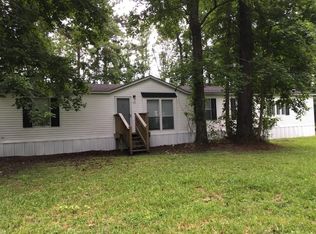 131 Magnolia St, Bonneau, SC 29431