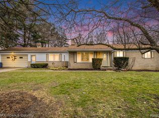 2423 Ashford Blvd, Flushing, MI