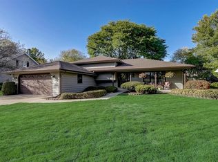 1259 Windemere Ave, Naperville, IL