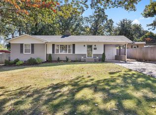 1668 Edgemont Dr, Florence, AL 35630
