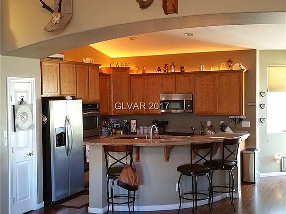 4th image of 1023 Island Falls Ave