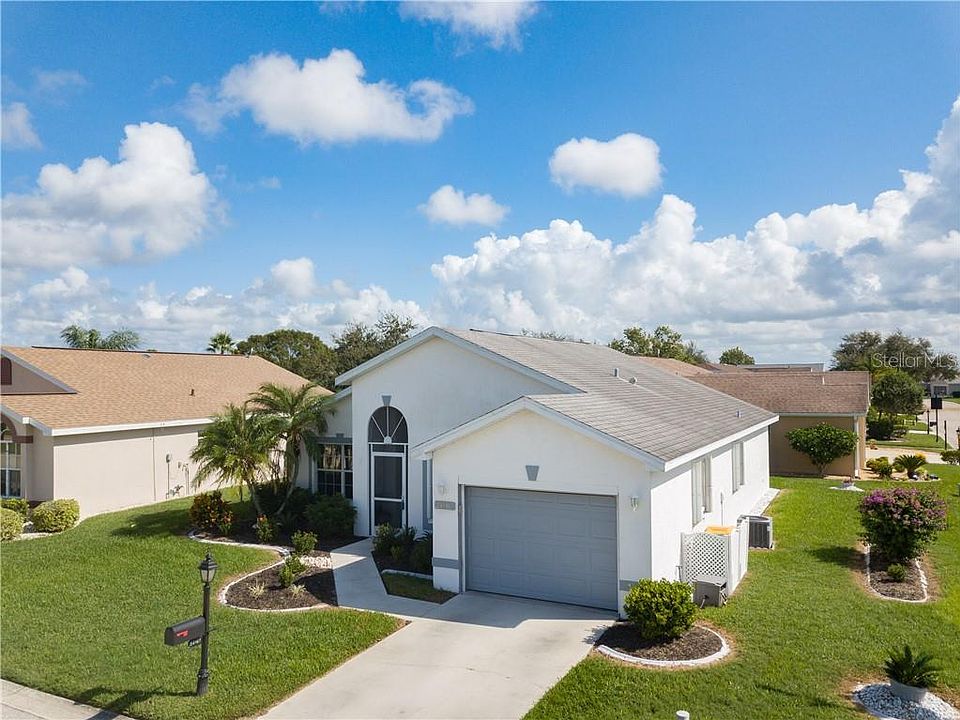 1st image of 24167 Buckingham Way