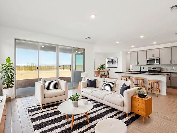 Wales Ranch - Daisy Interior Image 2