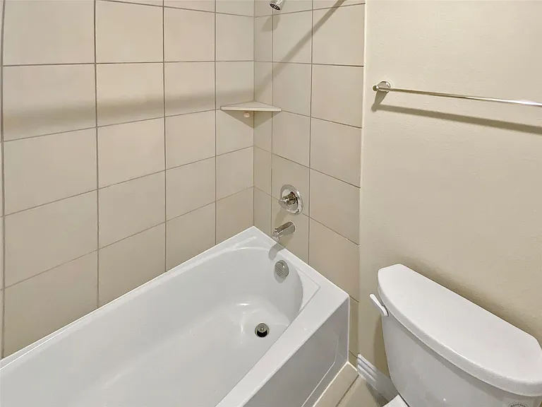 11922 Amber Oak Way — Photo 31