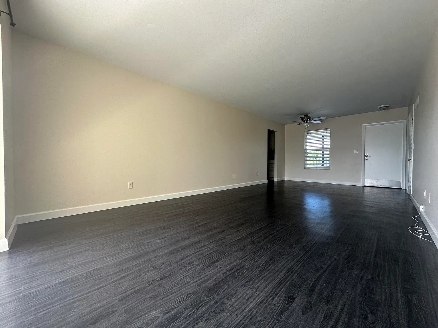 809 Hummingbird Way — Photo 1