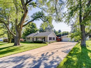 2N141 Pleasant Hill Rd, Carol Stream, IL 60188