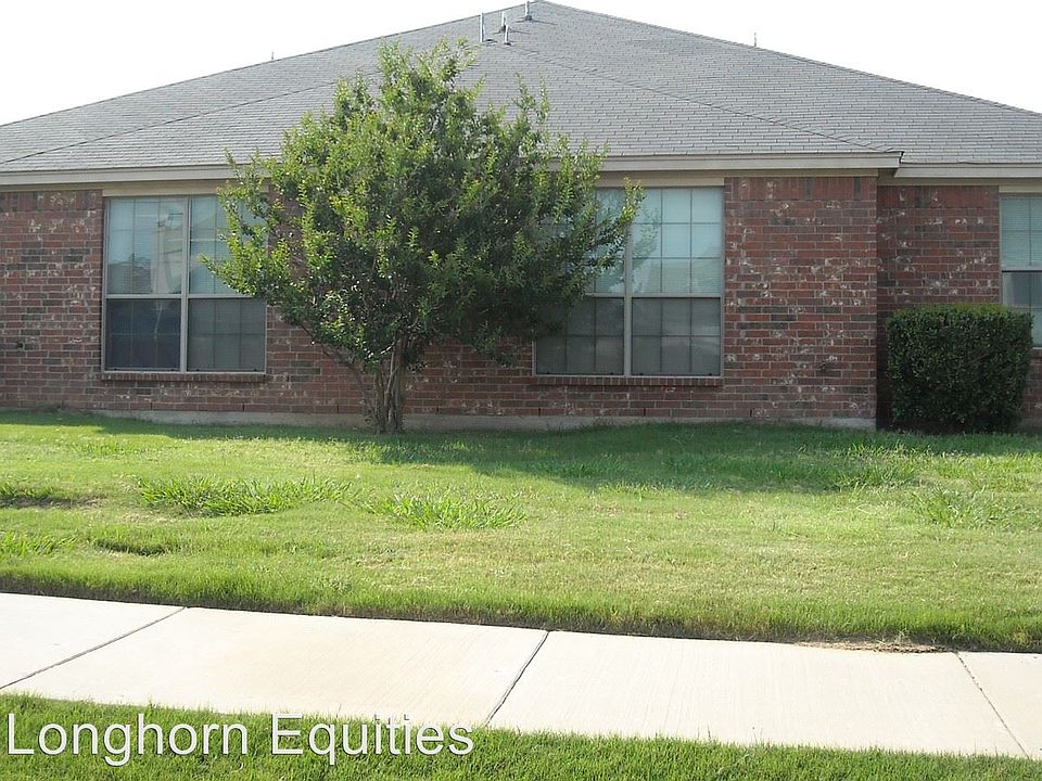 2nd image of 2121 Ragland Rd